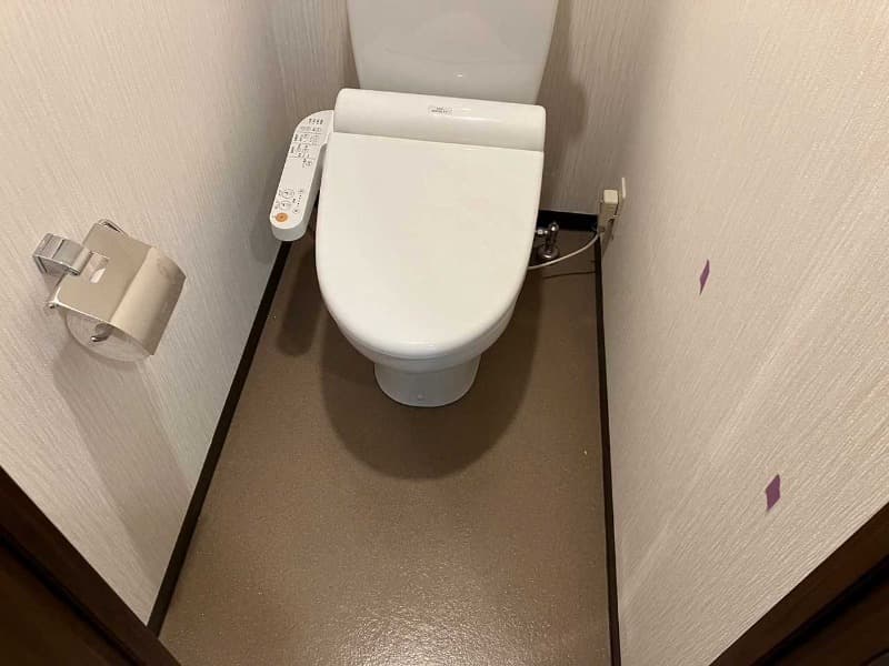 Room image 8