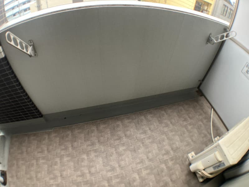 Room image 12