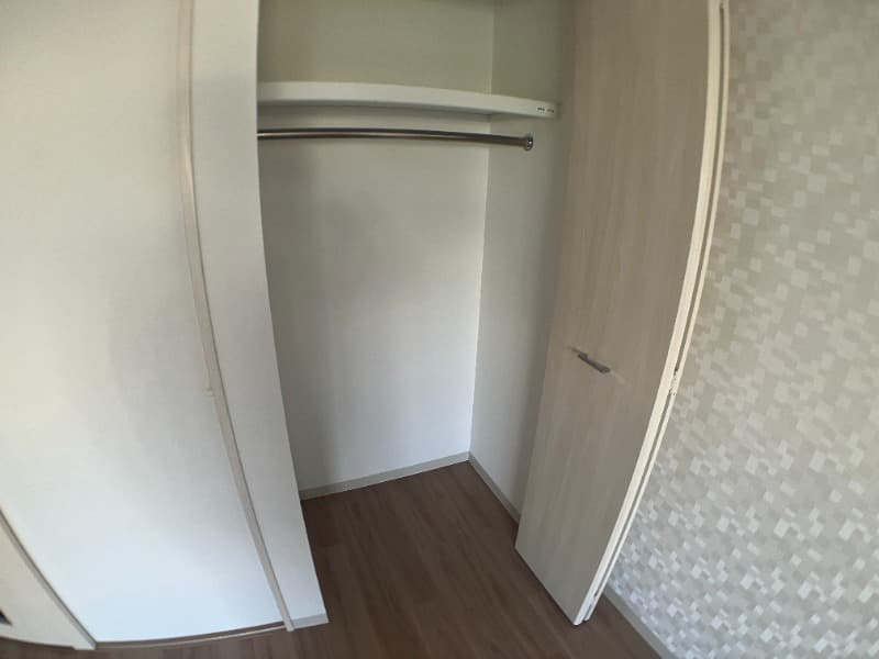 Room image 15