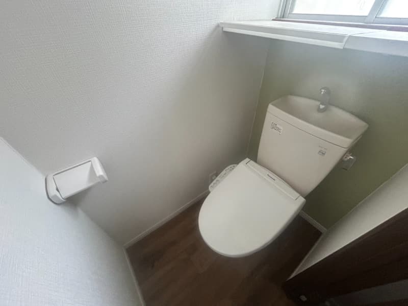 Room image 9
