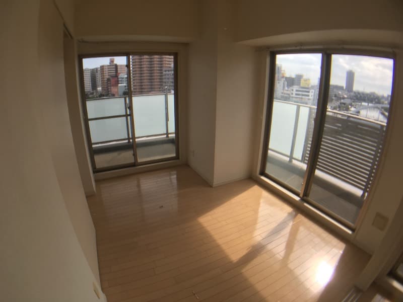 Room image 9