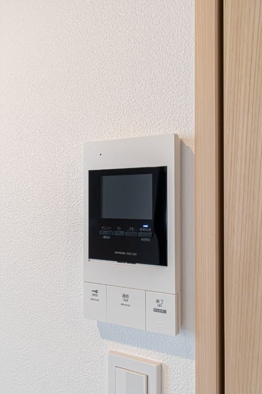 Room image 15