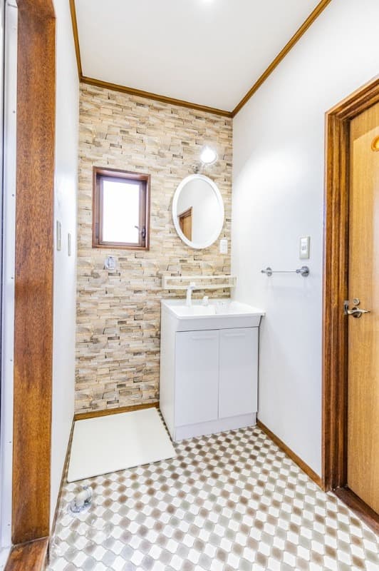 Room image 12