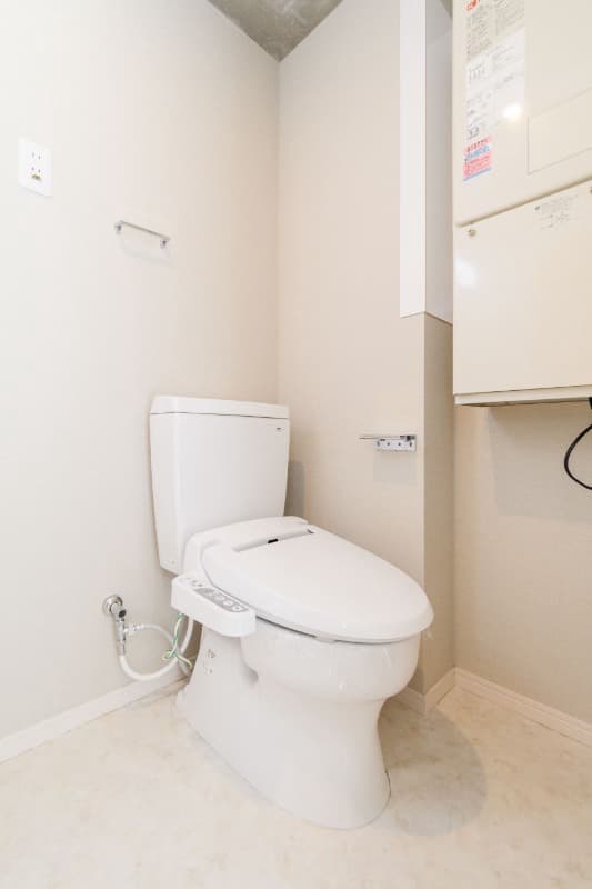 Room image 8