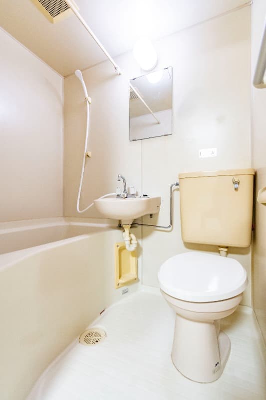 Room image 9