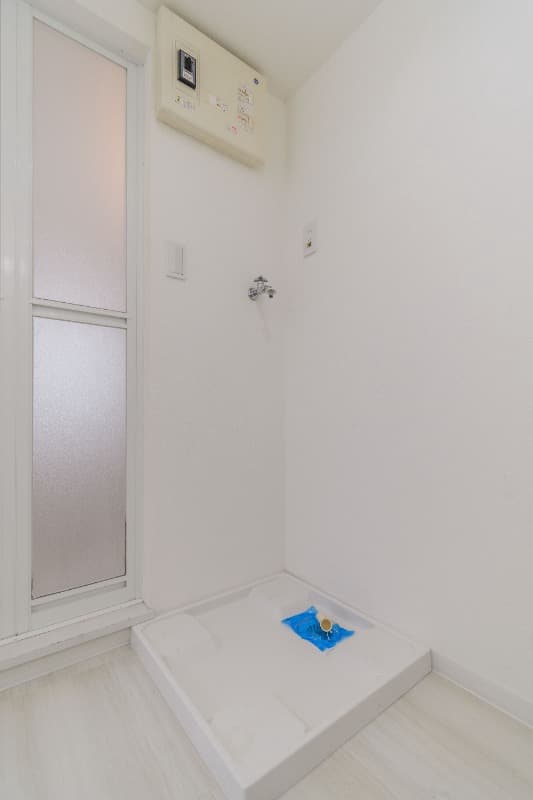 Room image 16