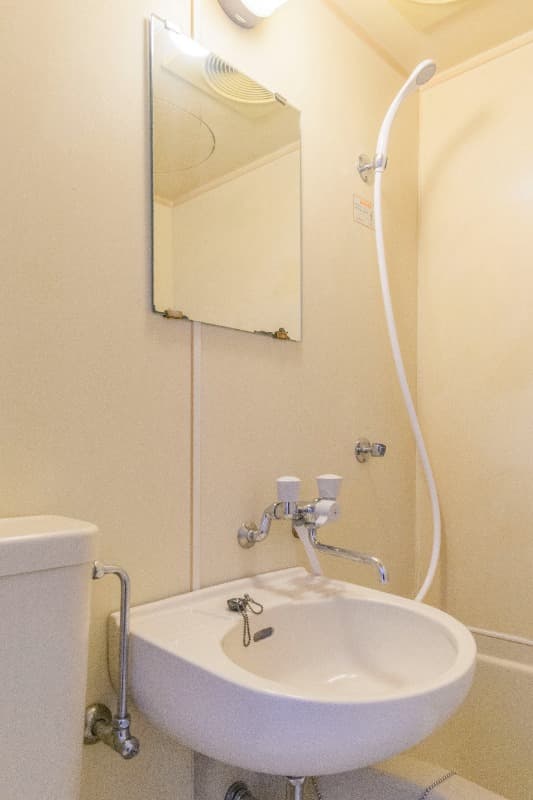 Room image 12