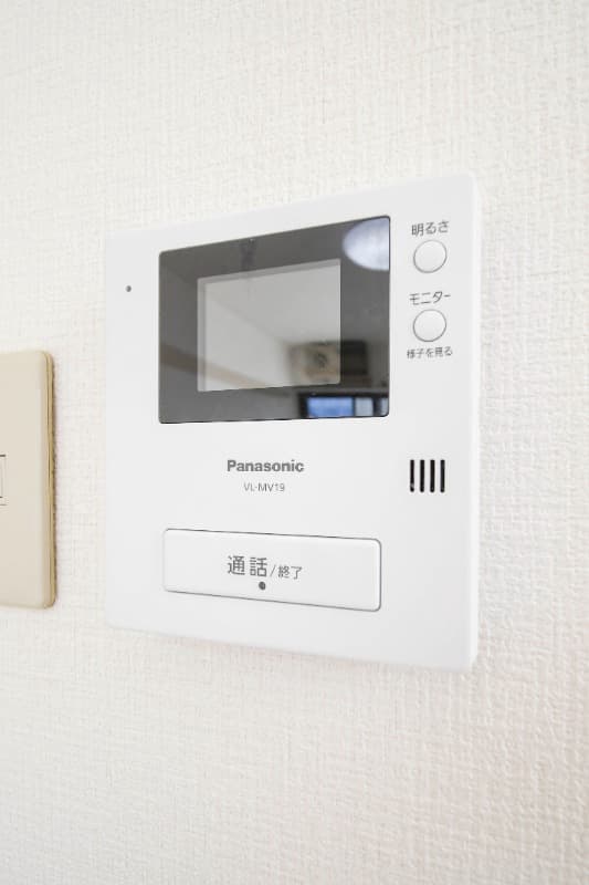 Room image 11