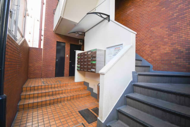 Room image 13