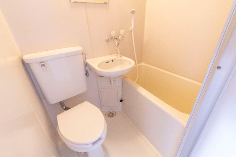 Room image 9
