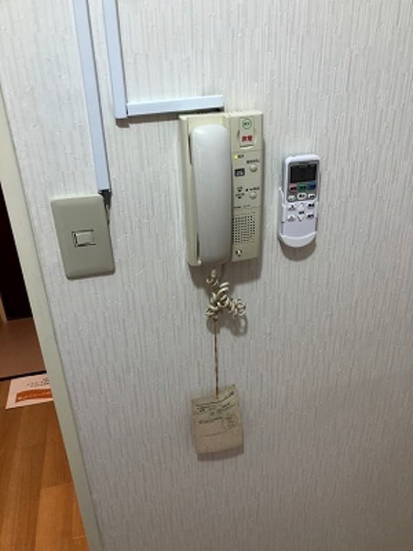 Room image 11