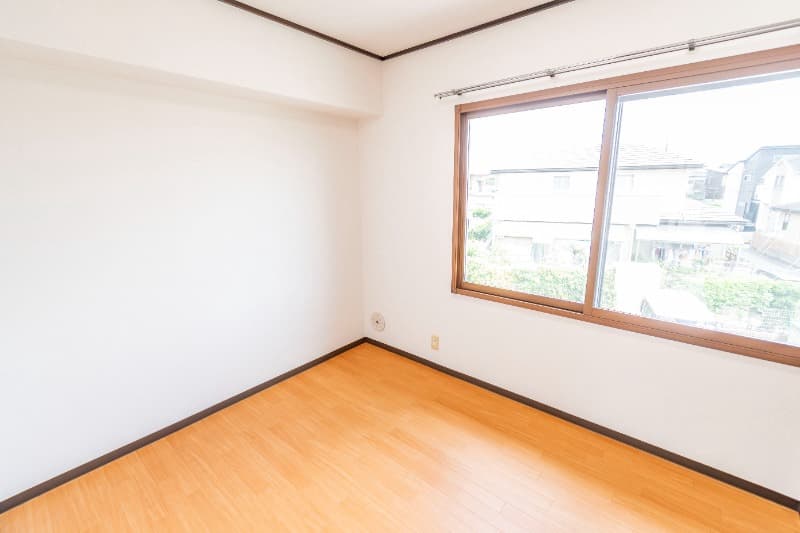 Room image 13