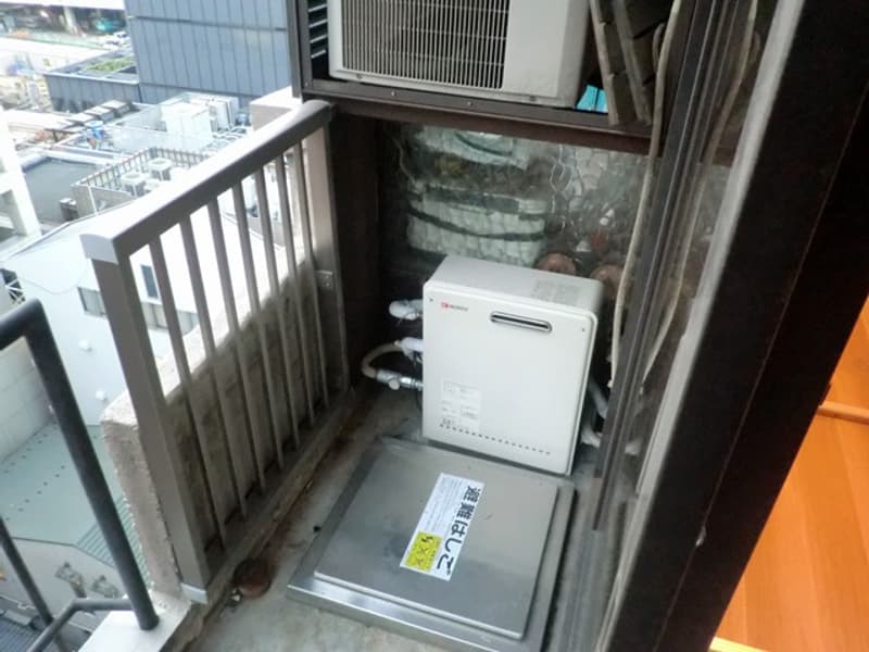 Room image 10