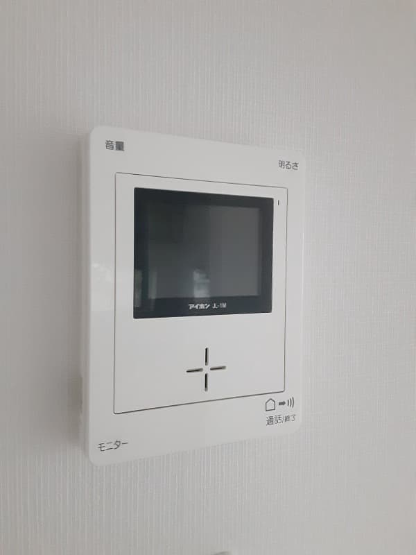 Room image 12
