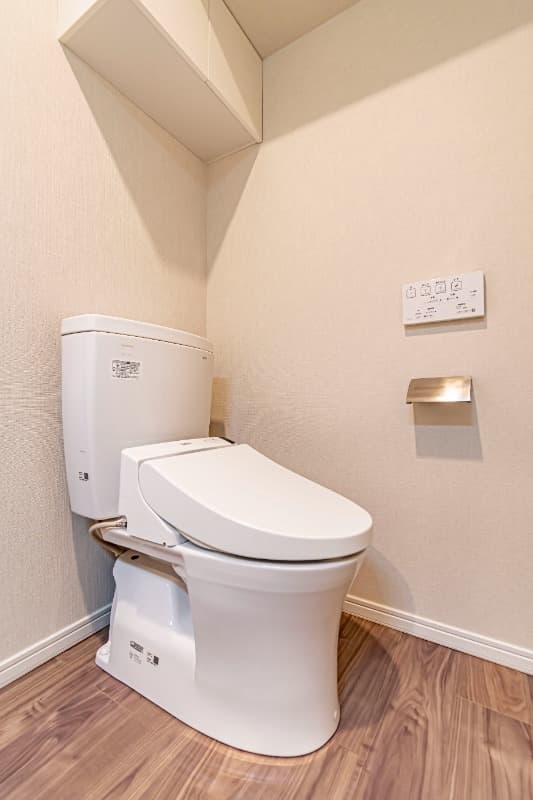 Room image 8