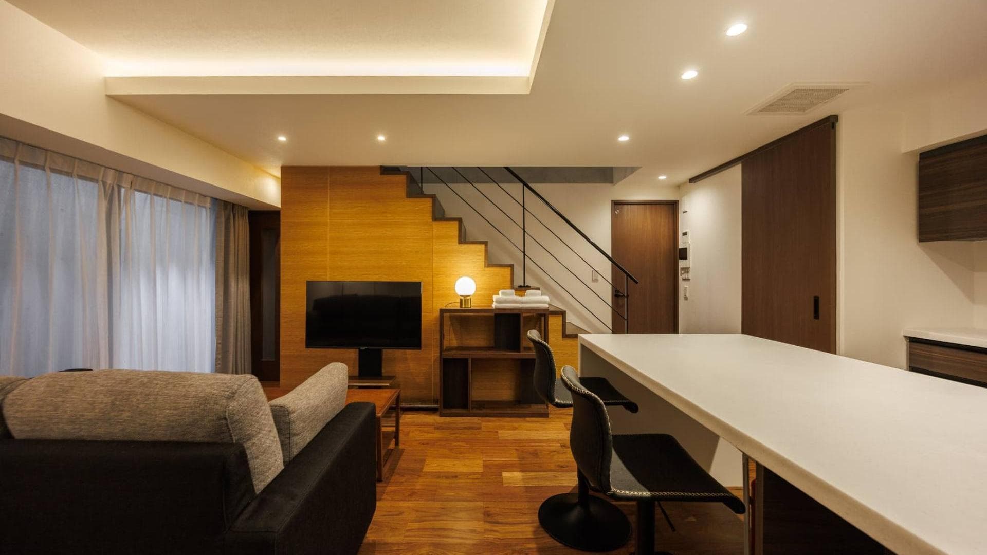 Preview interior of Azabujuban