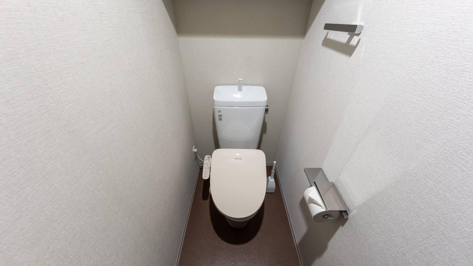 Room image 13