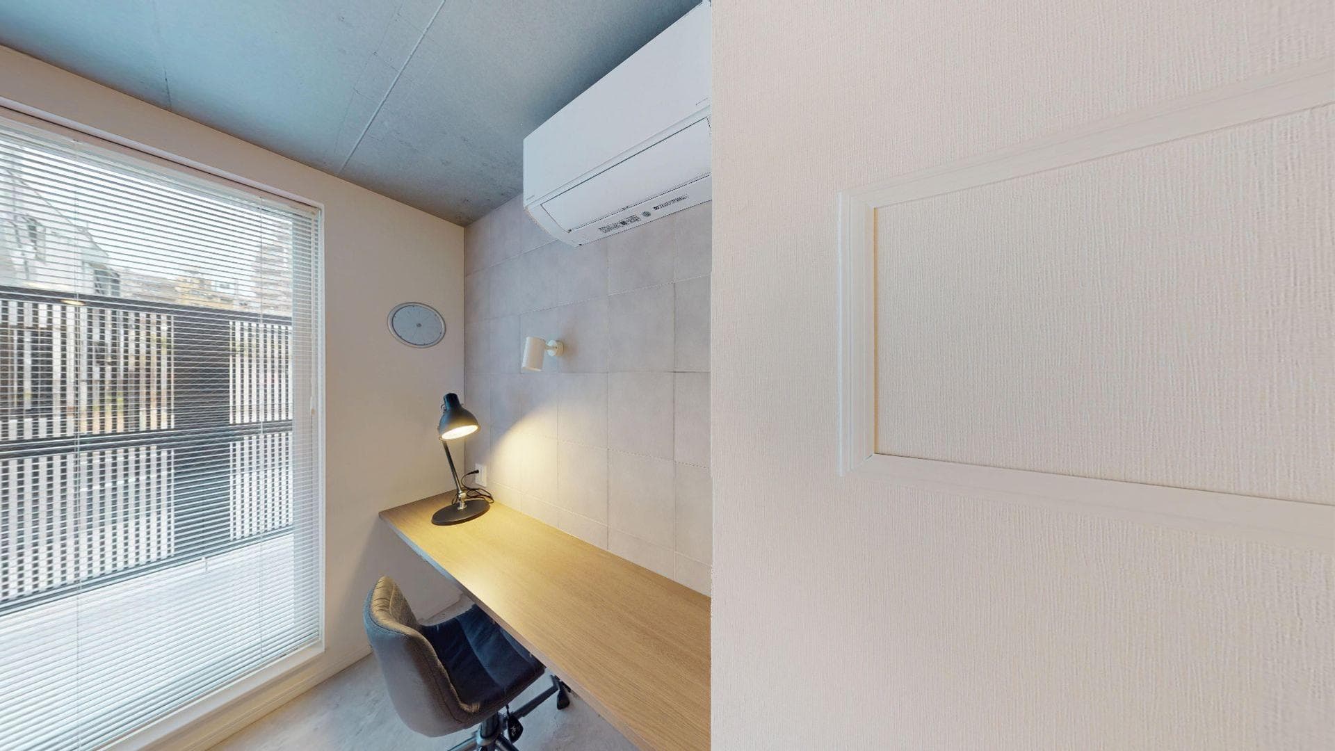 Room image 12