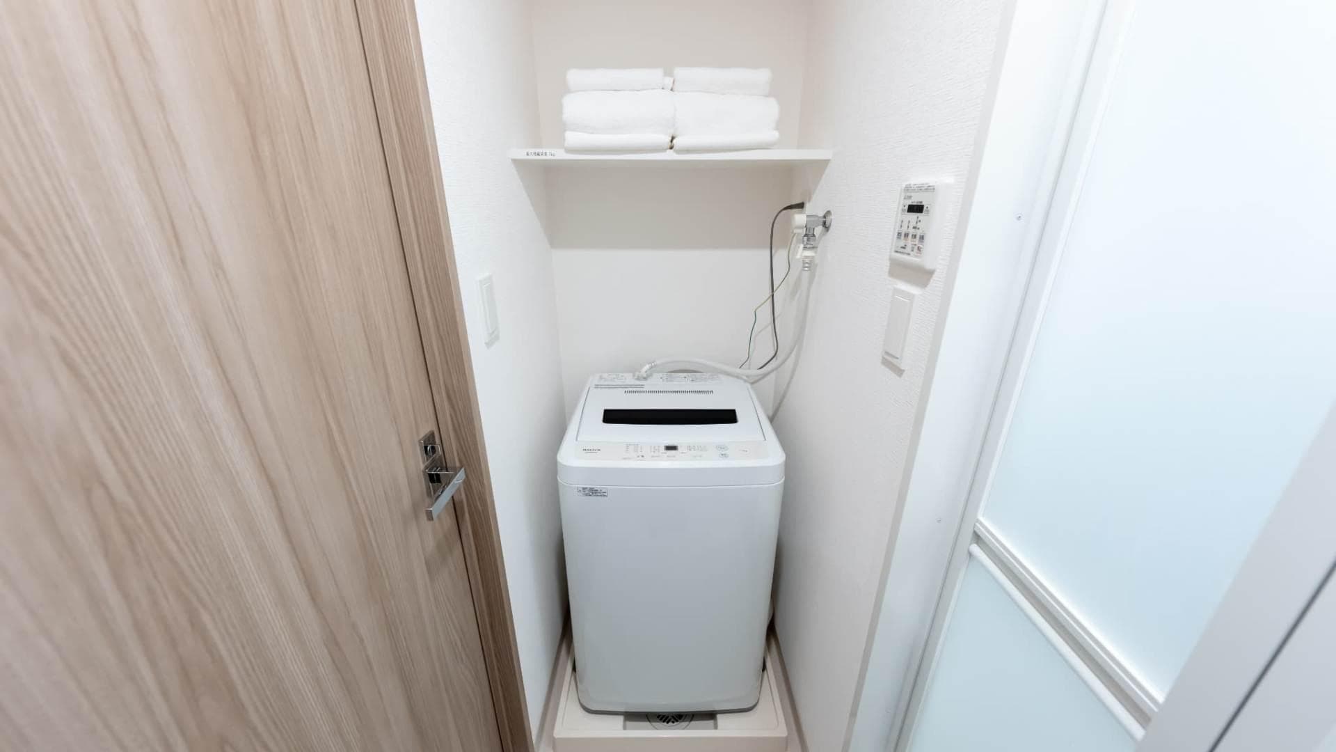 Room image 15