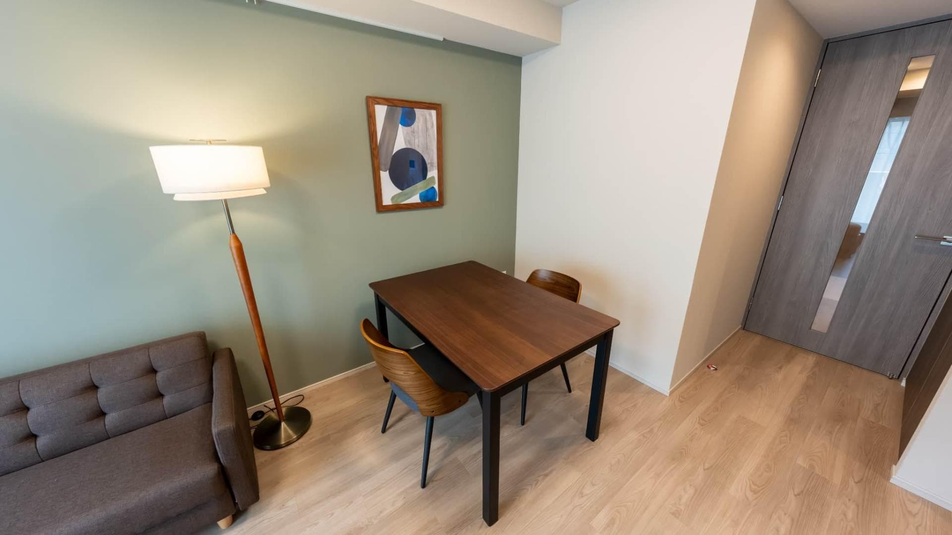 Room image 11