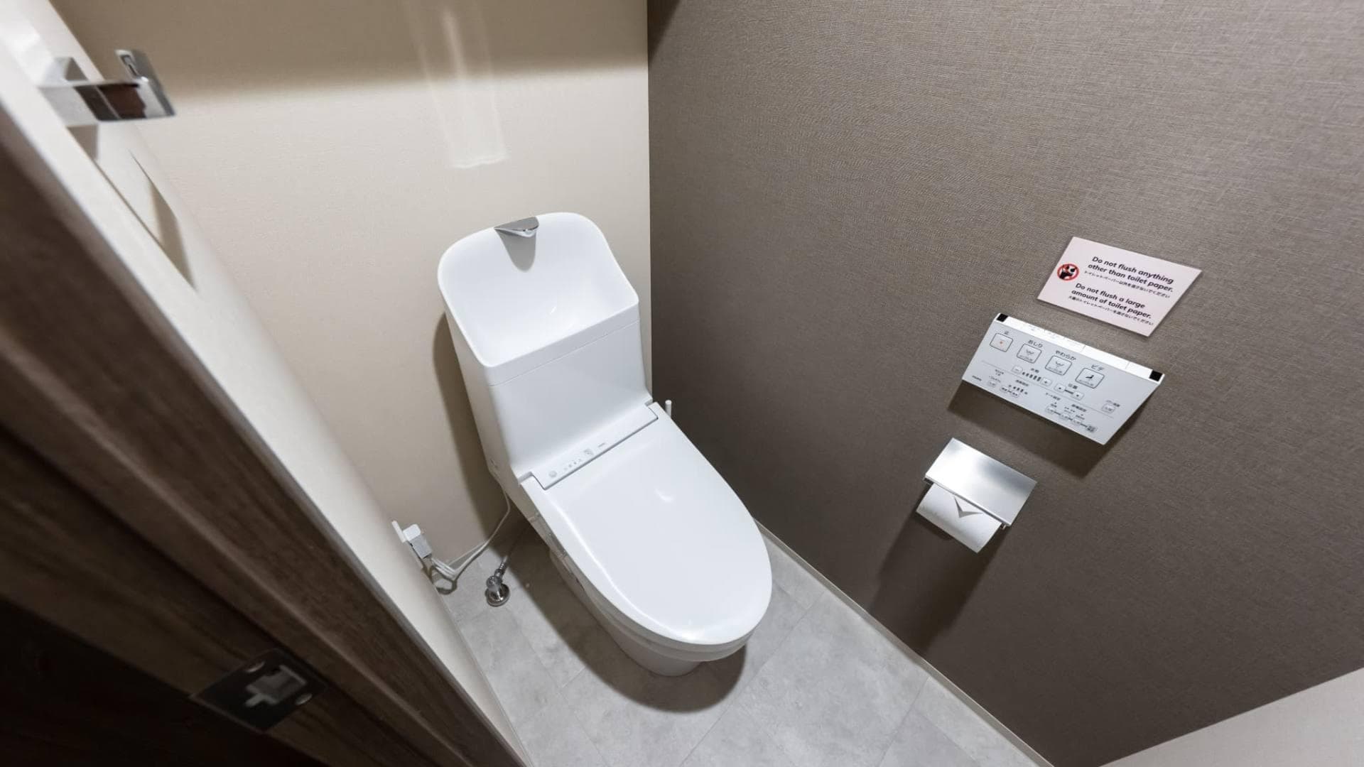 Room image 11