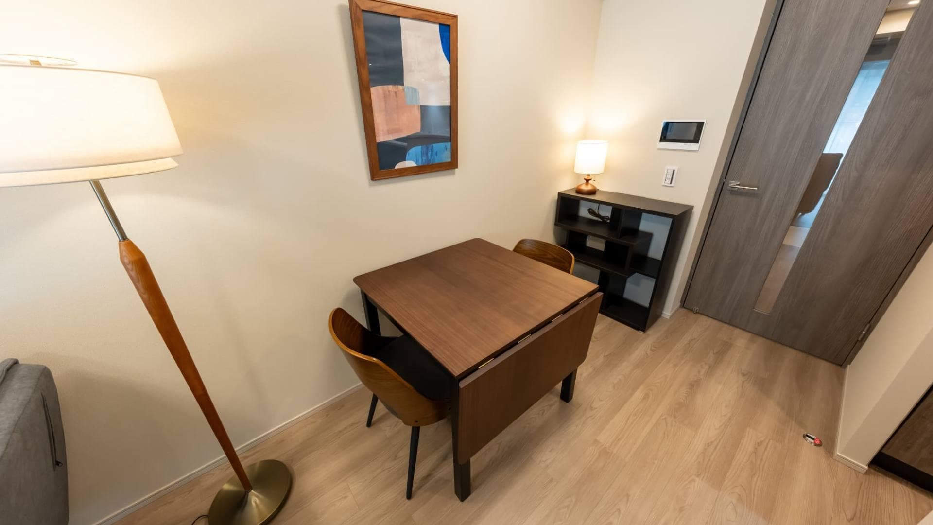 Room image 12