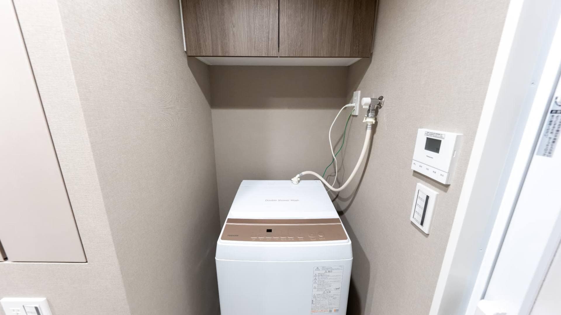 Room image 15