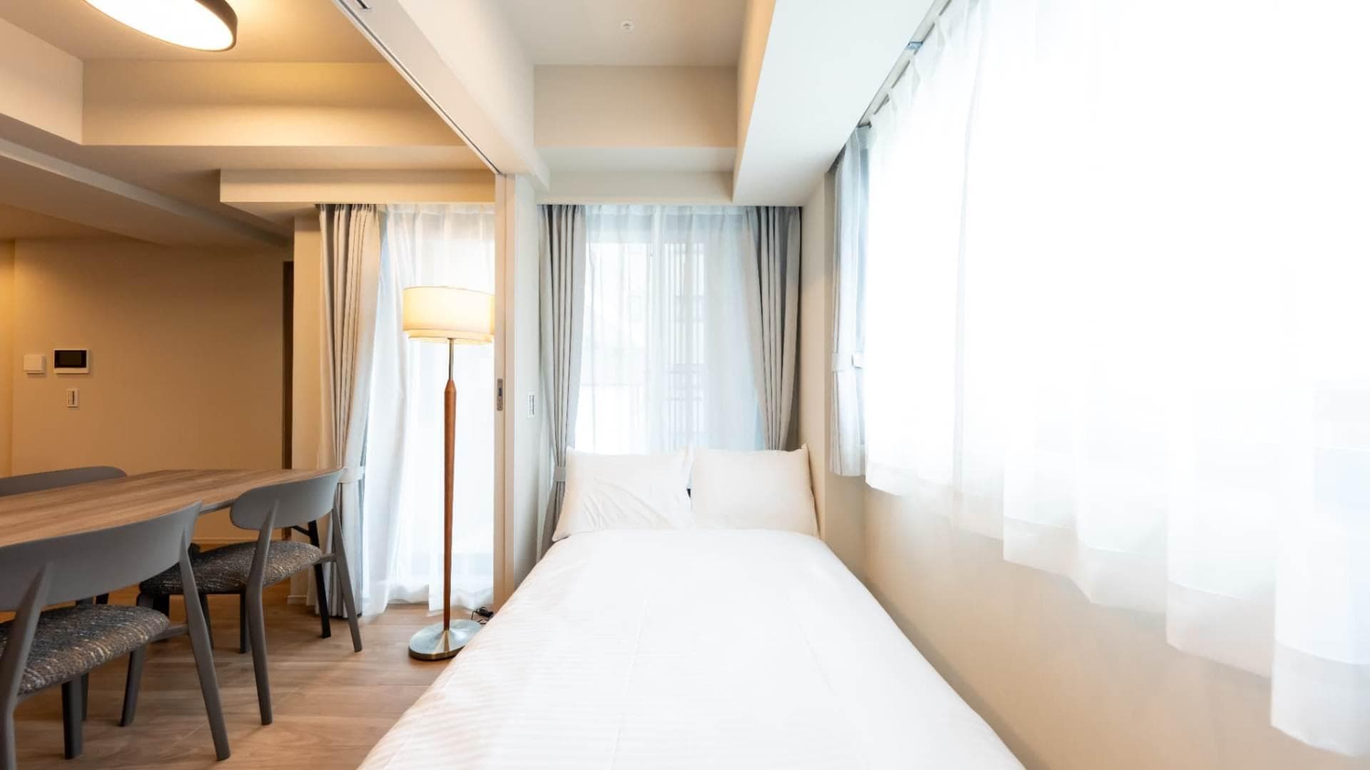 Room image 9