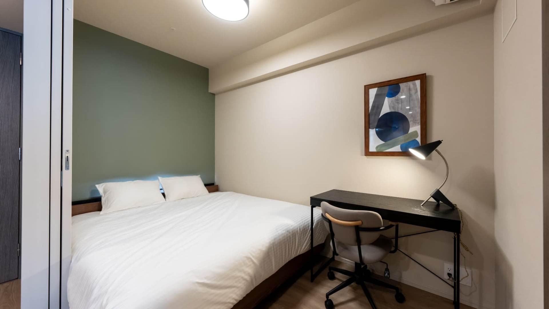 Room image 8