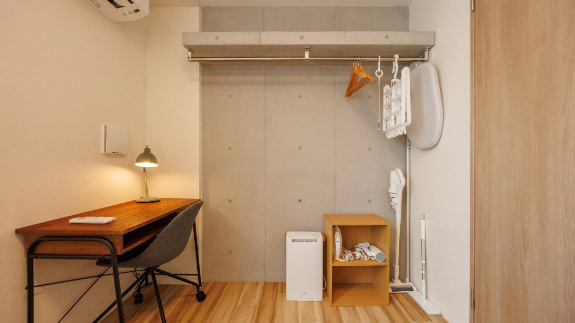 Room image 8