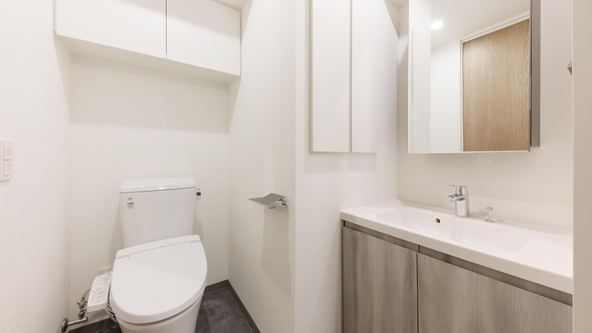 Room image 9