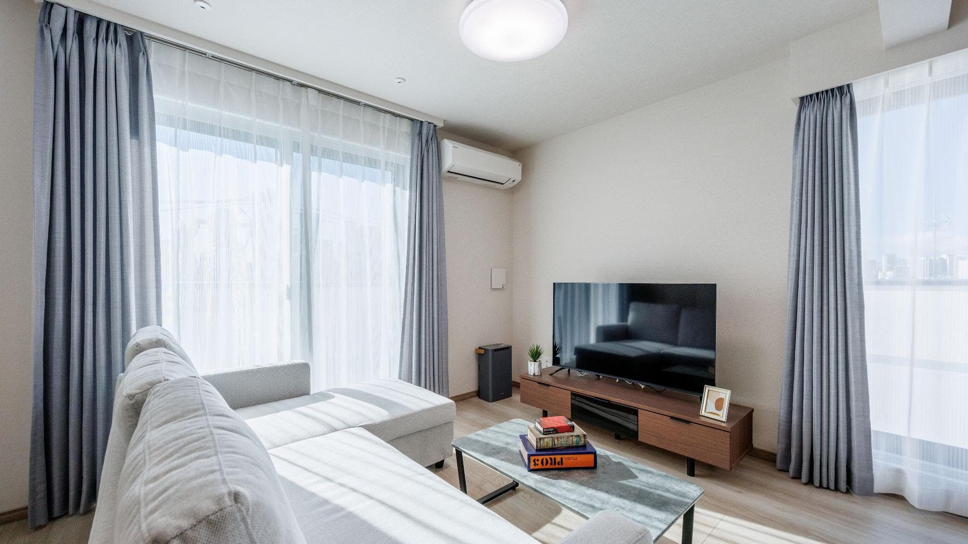 Preview interior of Kitashinjuku