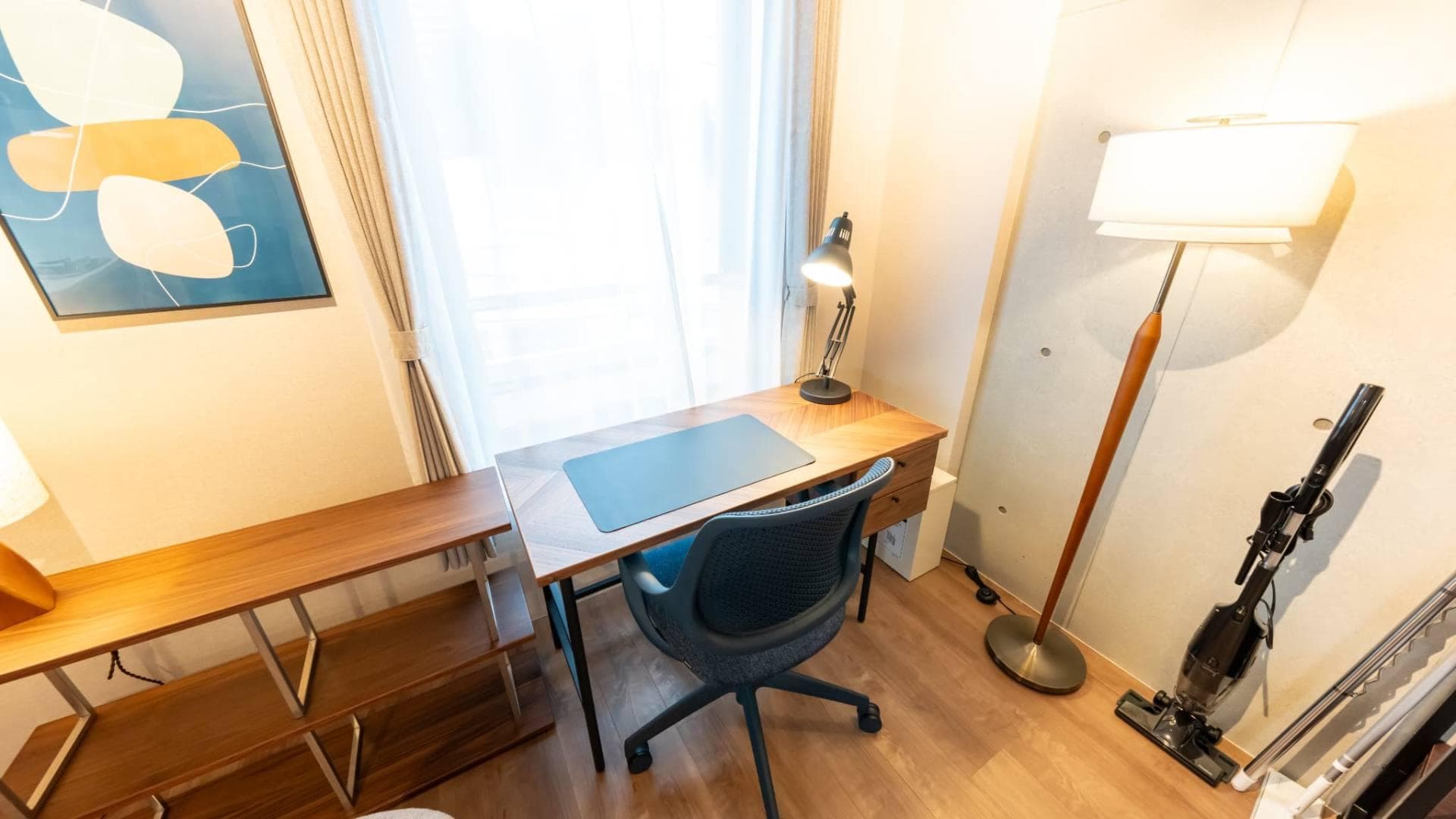 Room image 12