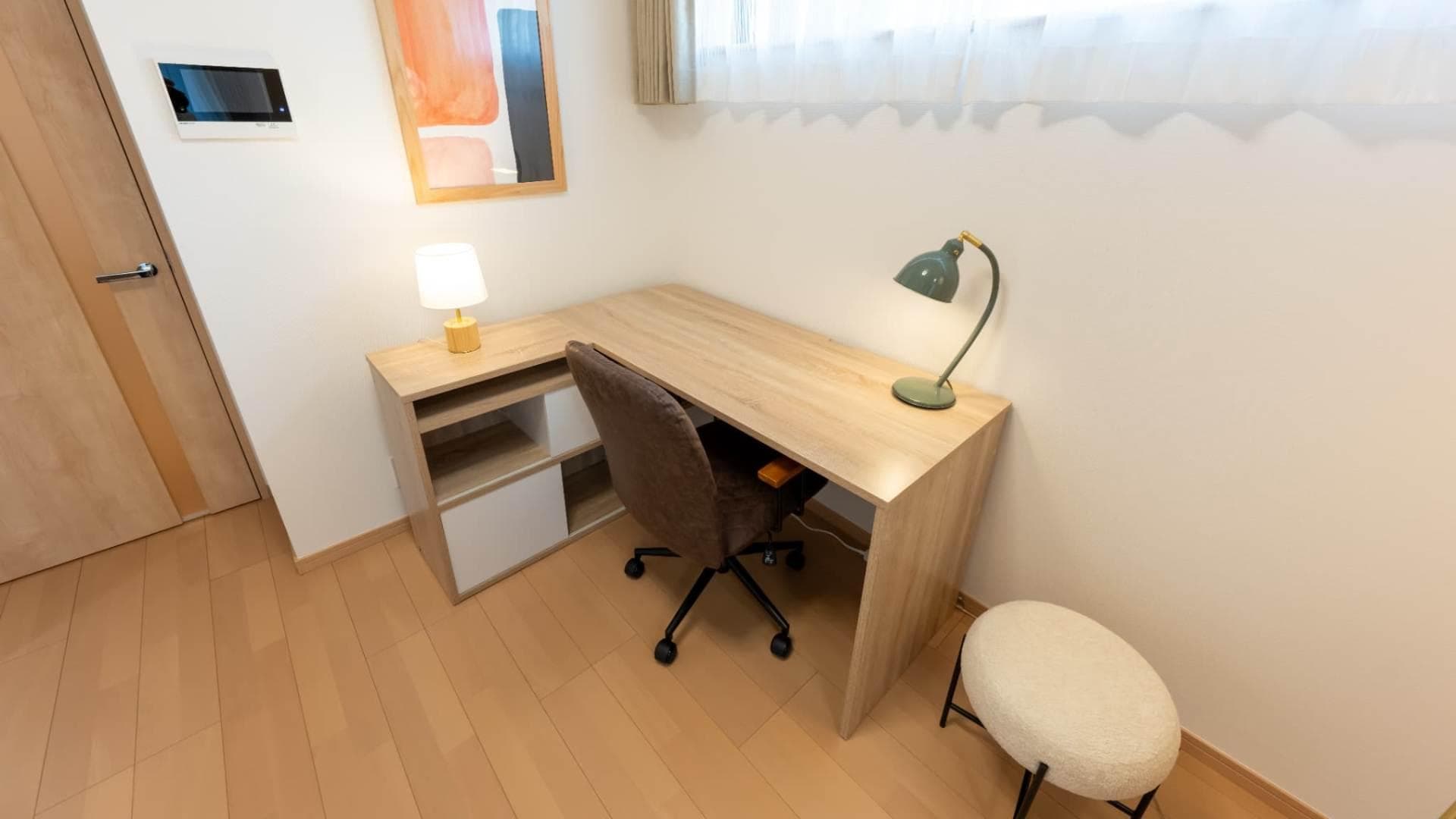 Room image 12