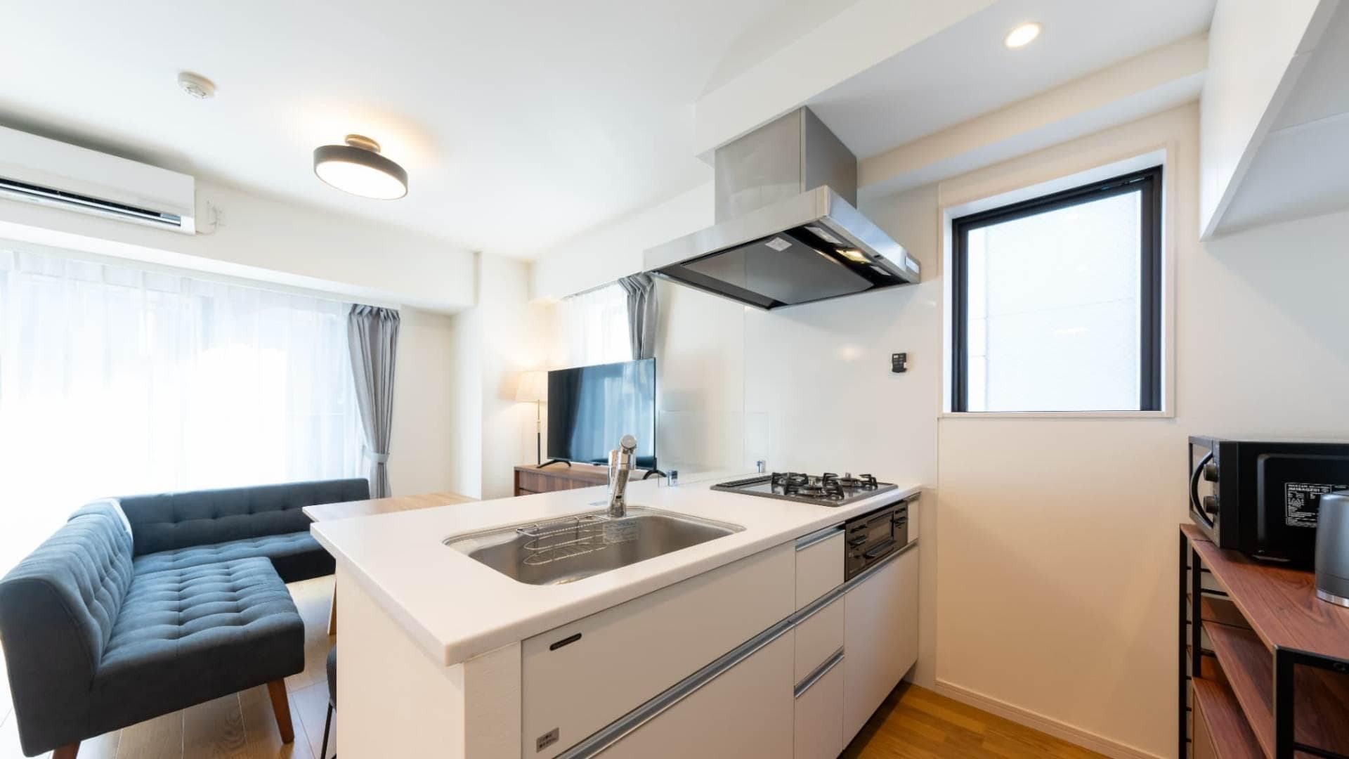 Room image 11