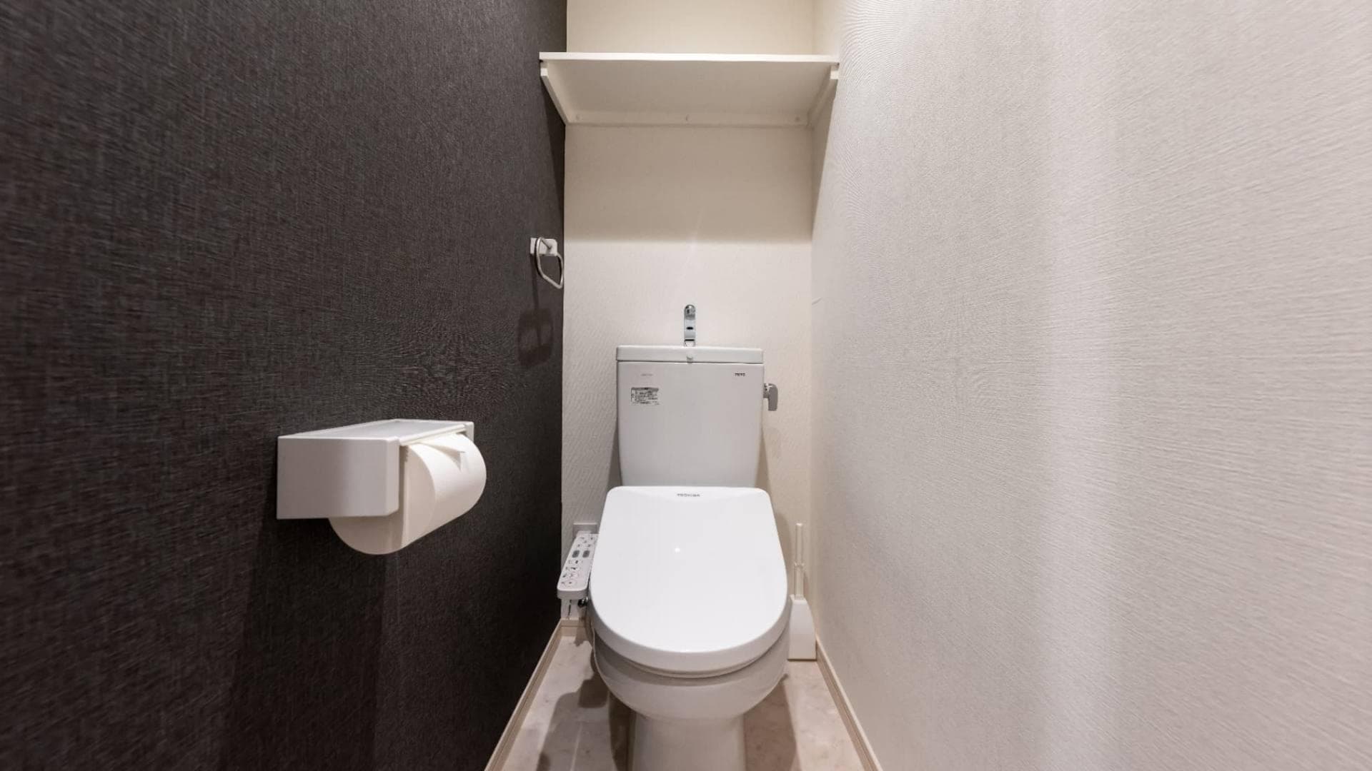 Room image 13