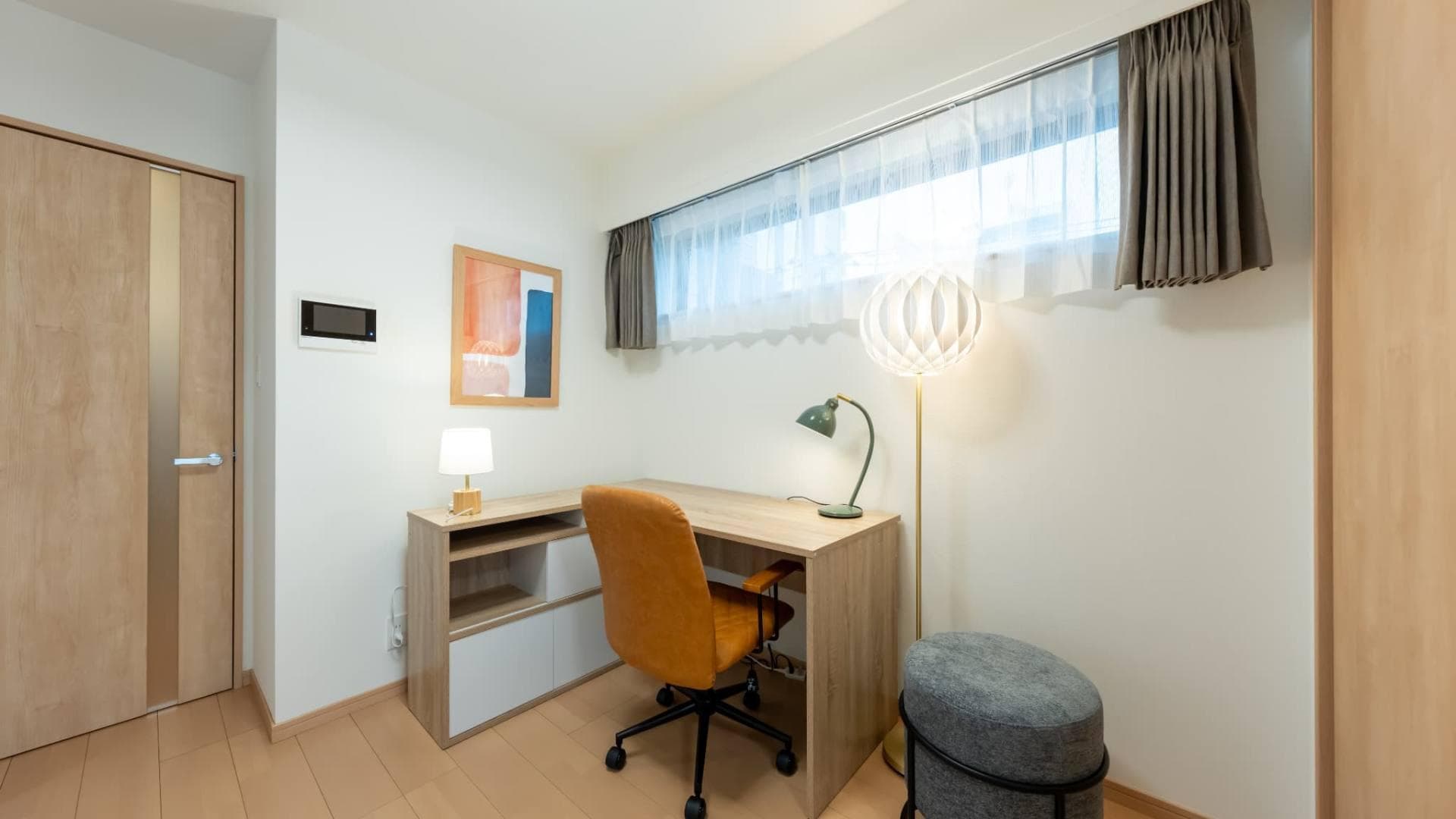 Room image 12