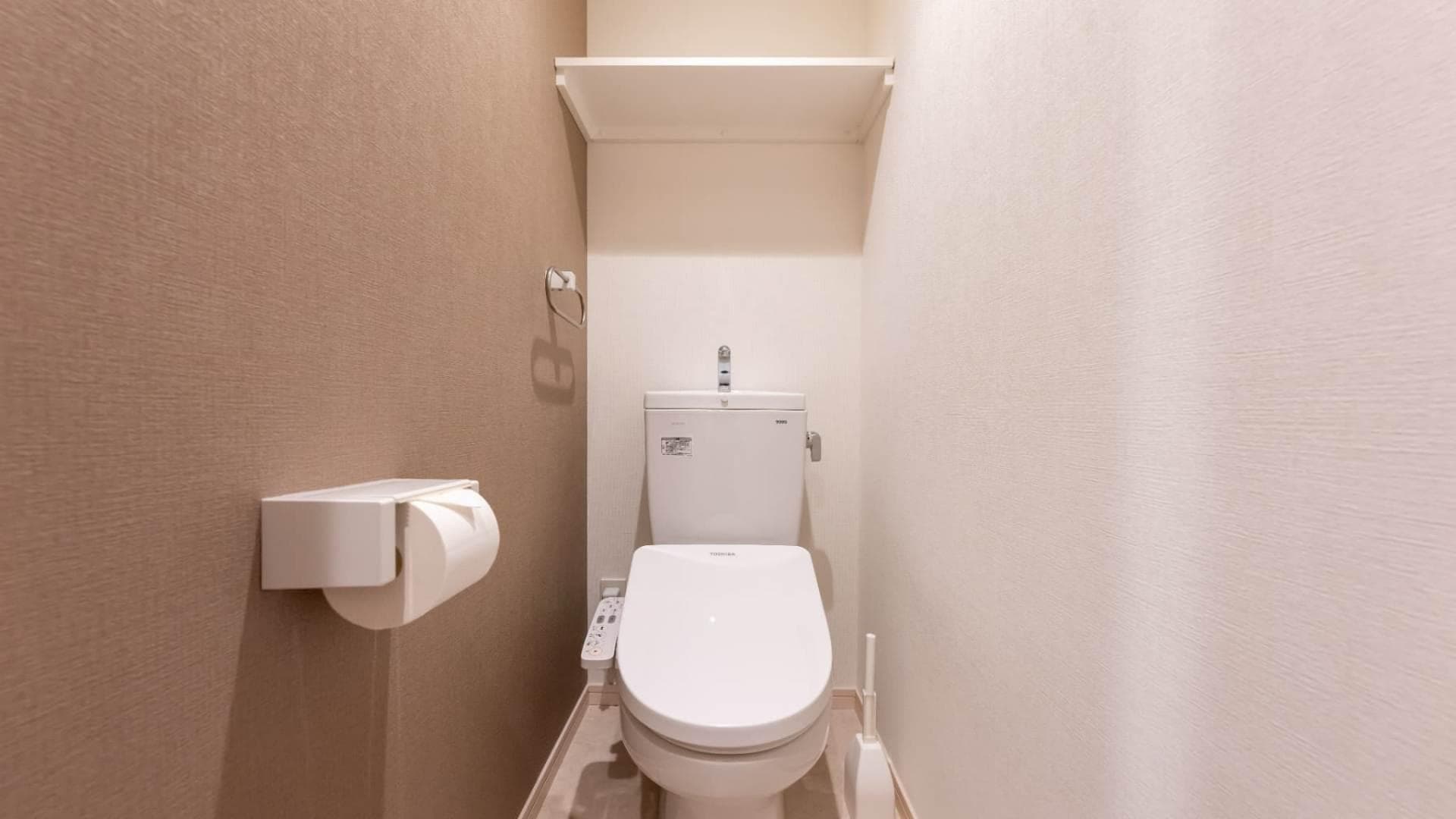 Room image 13