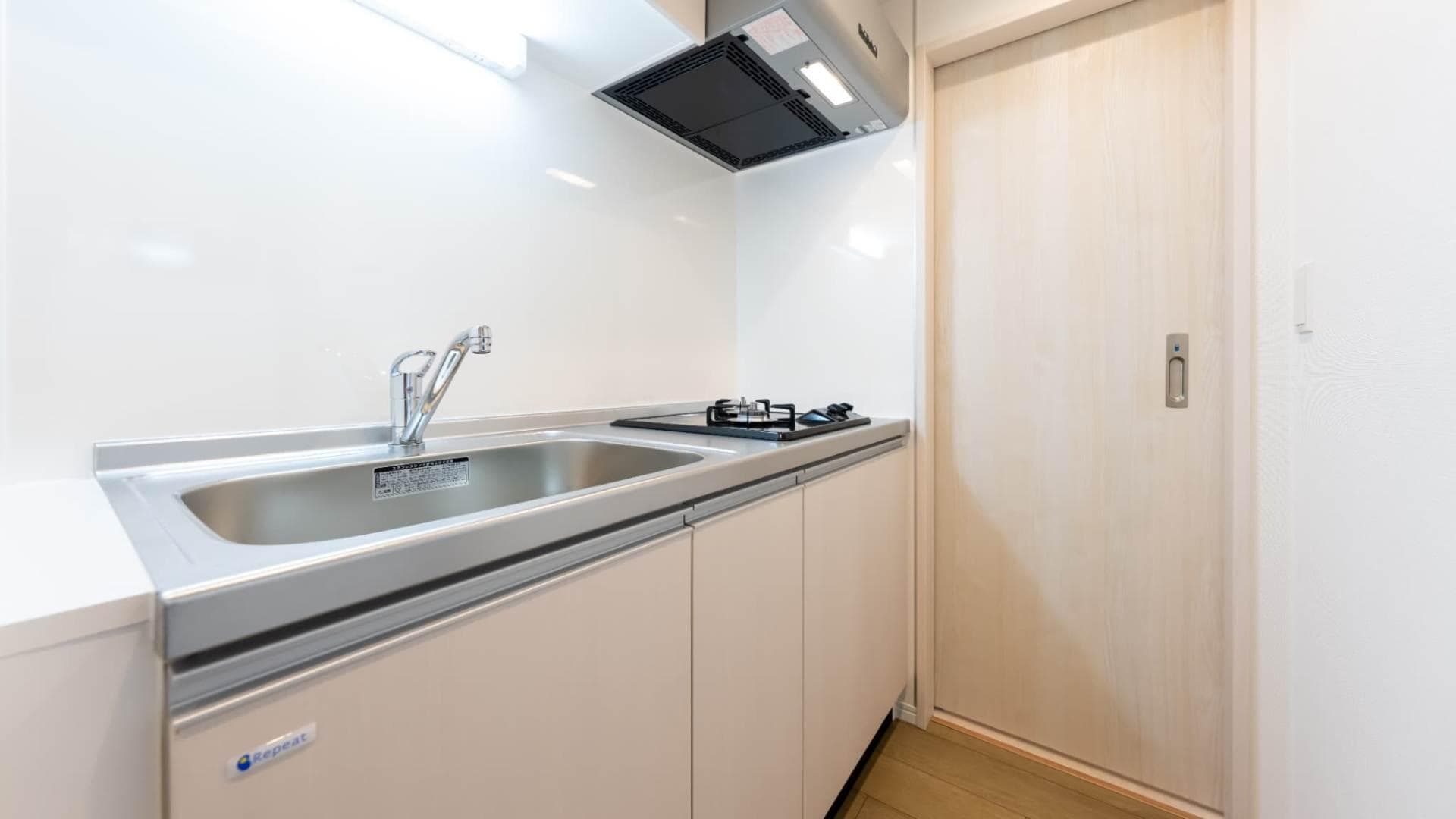 Room image 11