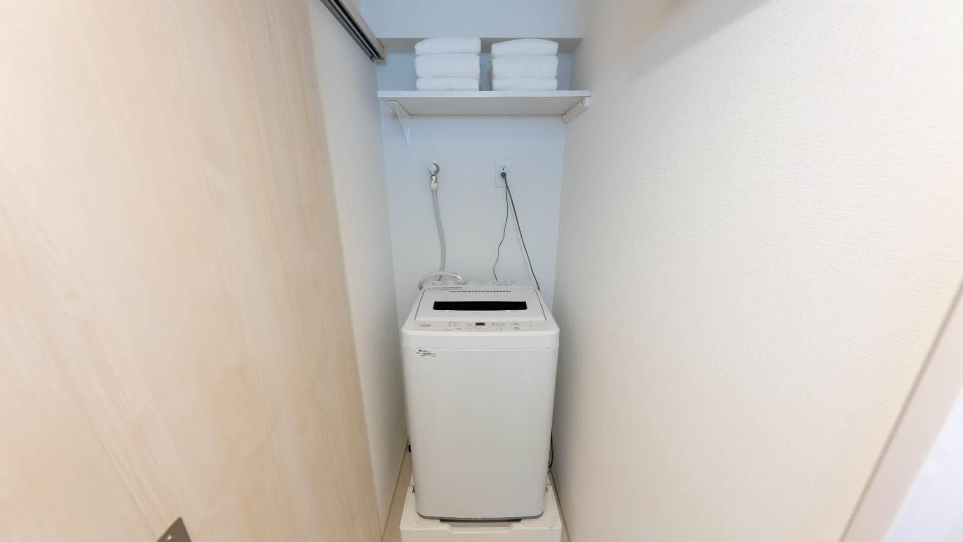 Room image 15