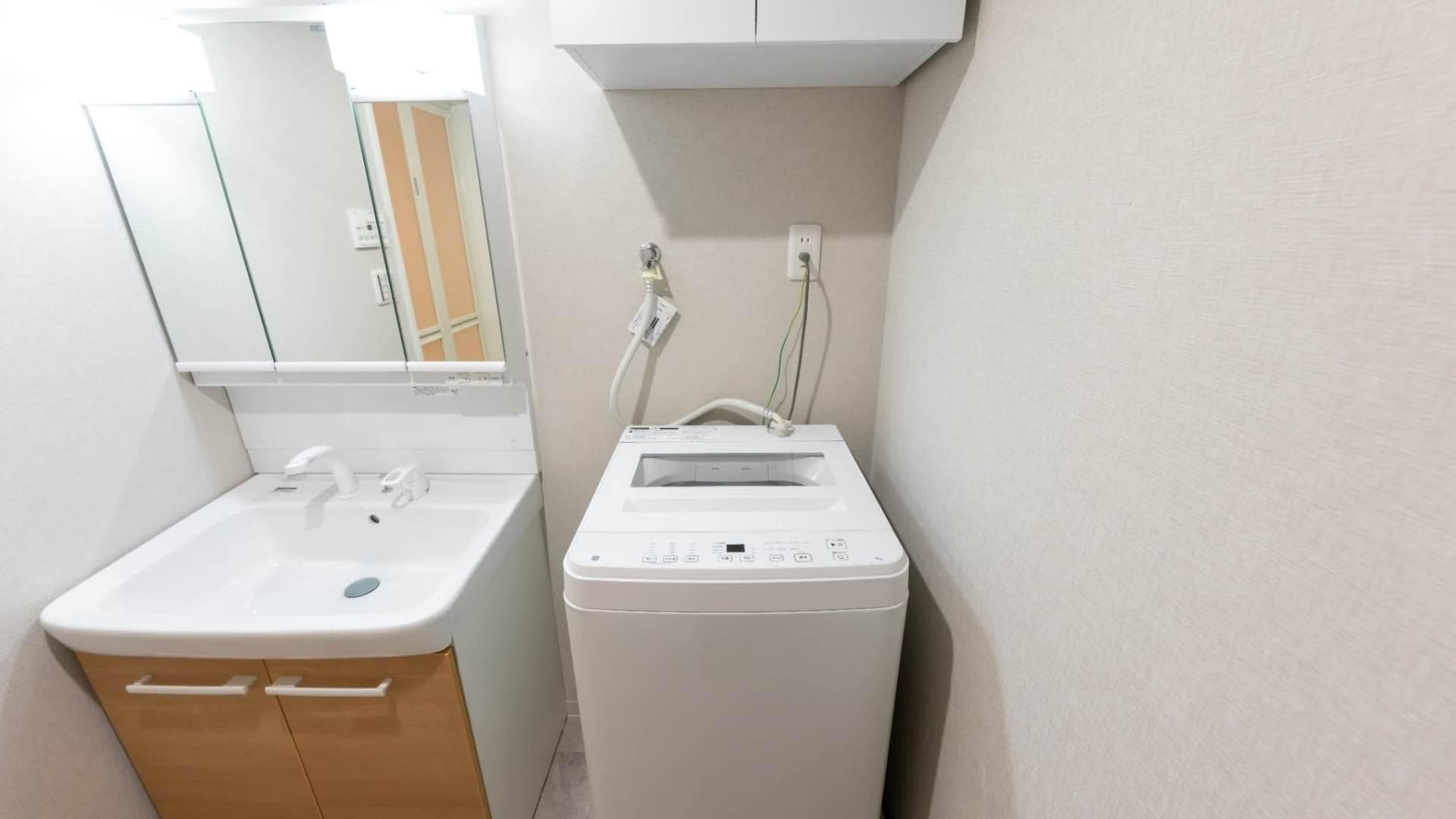 Room image 15