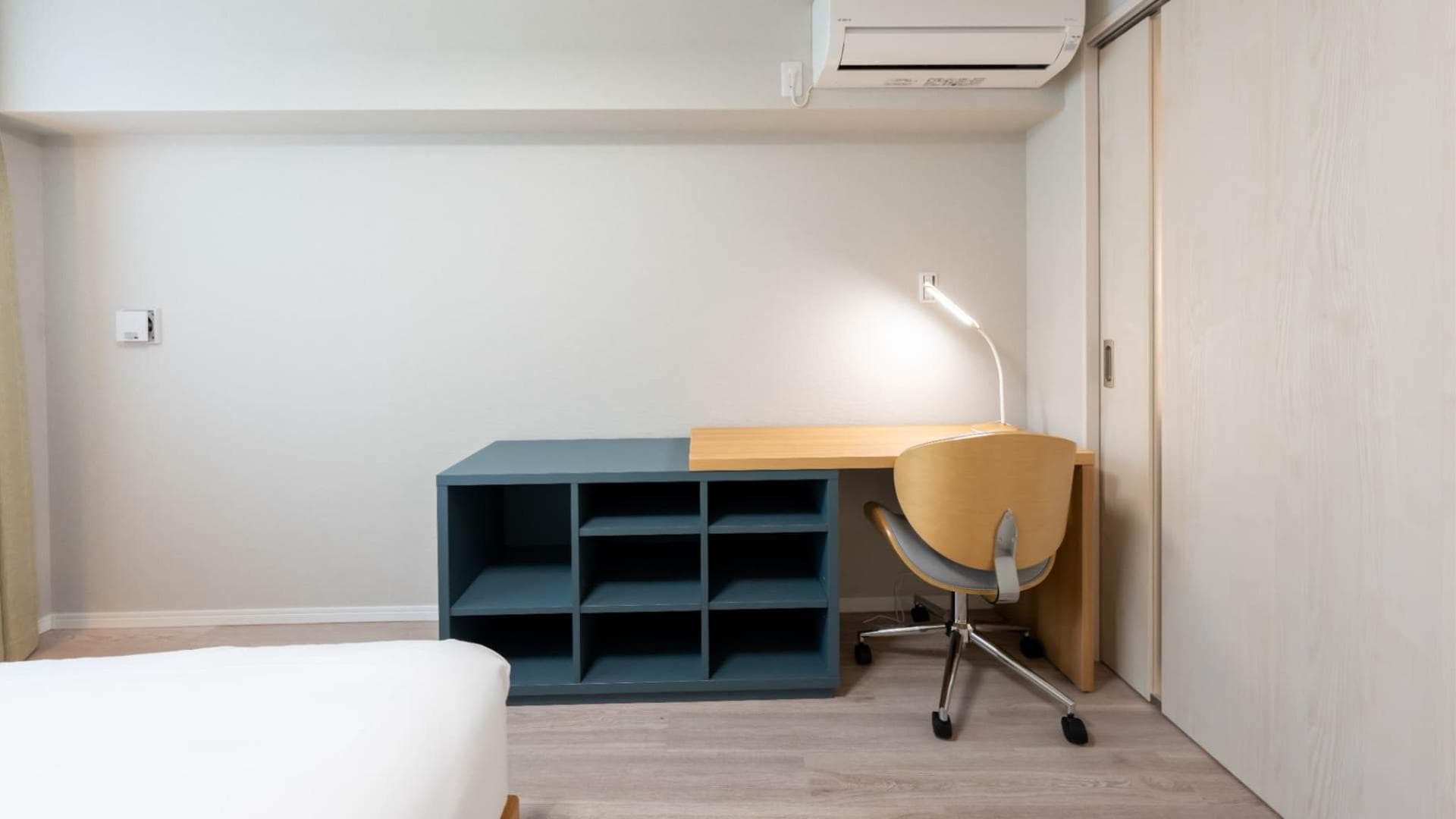 Room image 12
