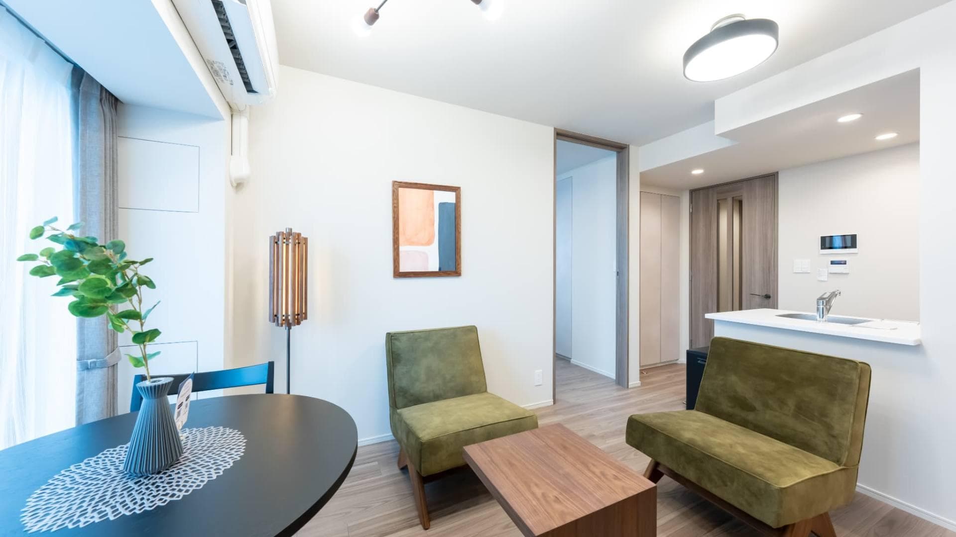 Room image 11