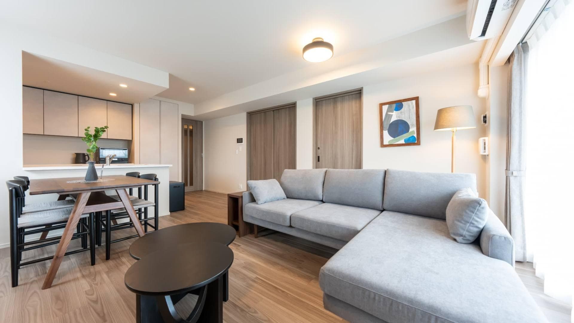 Preview interior of Premium Yoyogi park