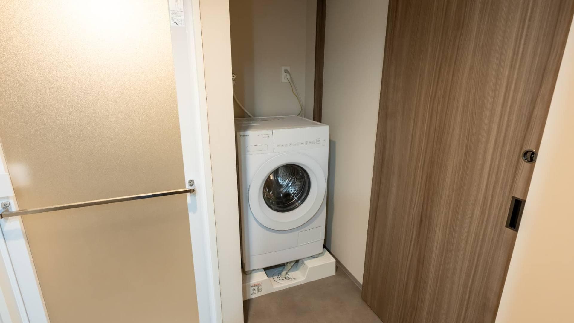 Room image 16