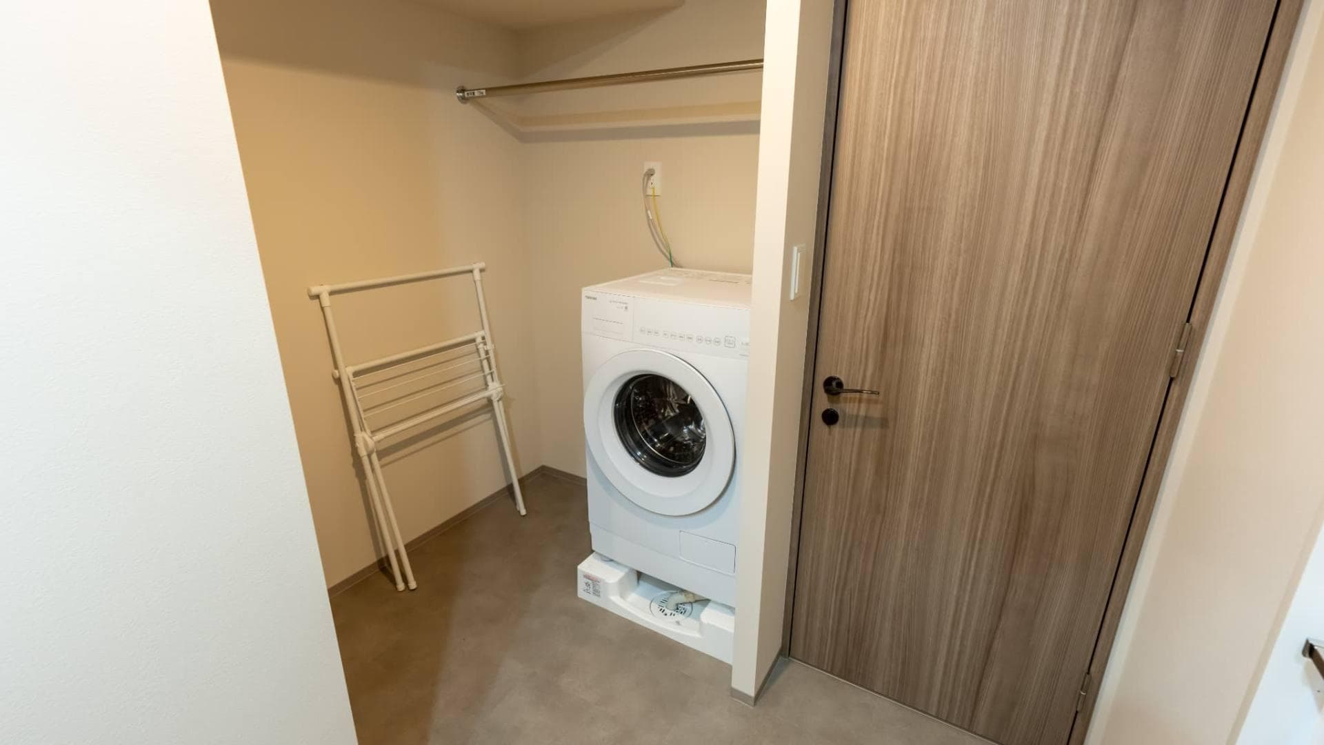 Room image 16