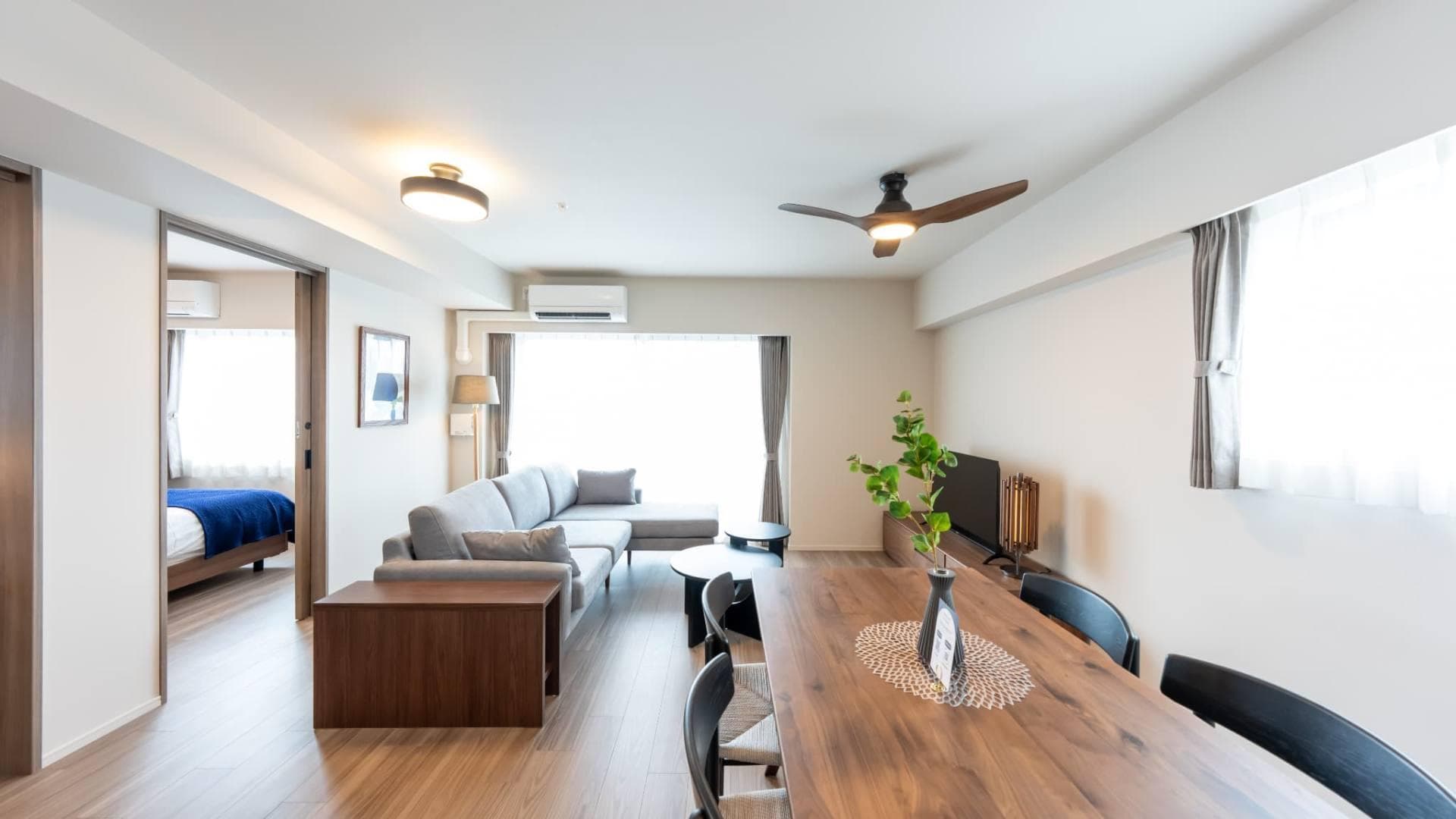 Preview interior of Premium Yoyogi park