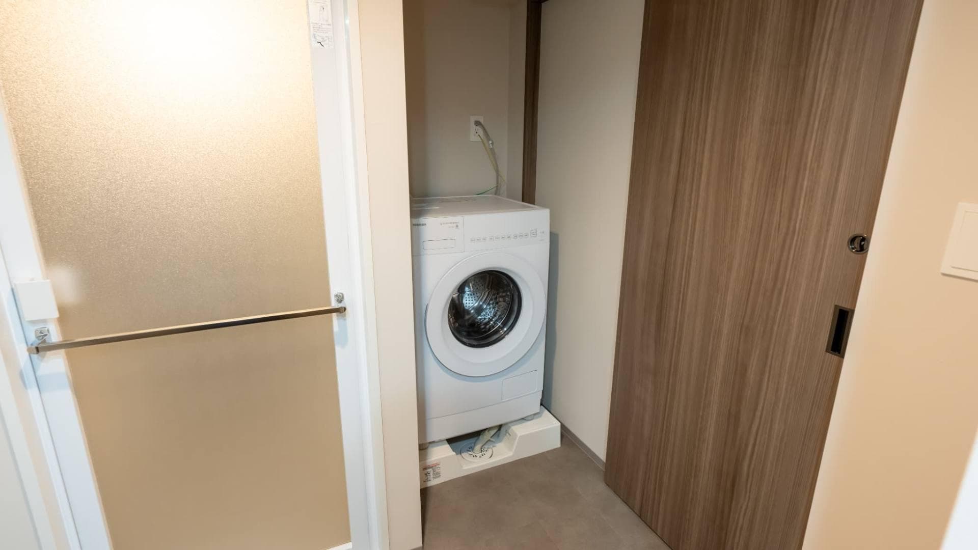 Room image 16