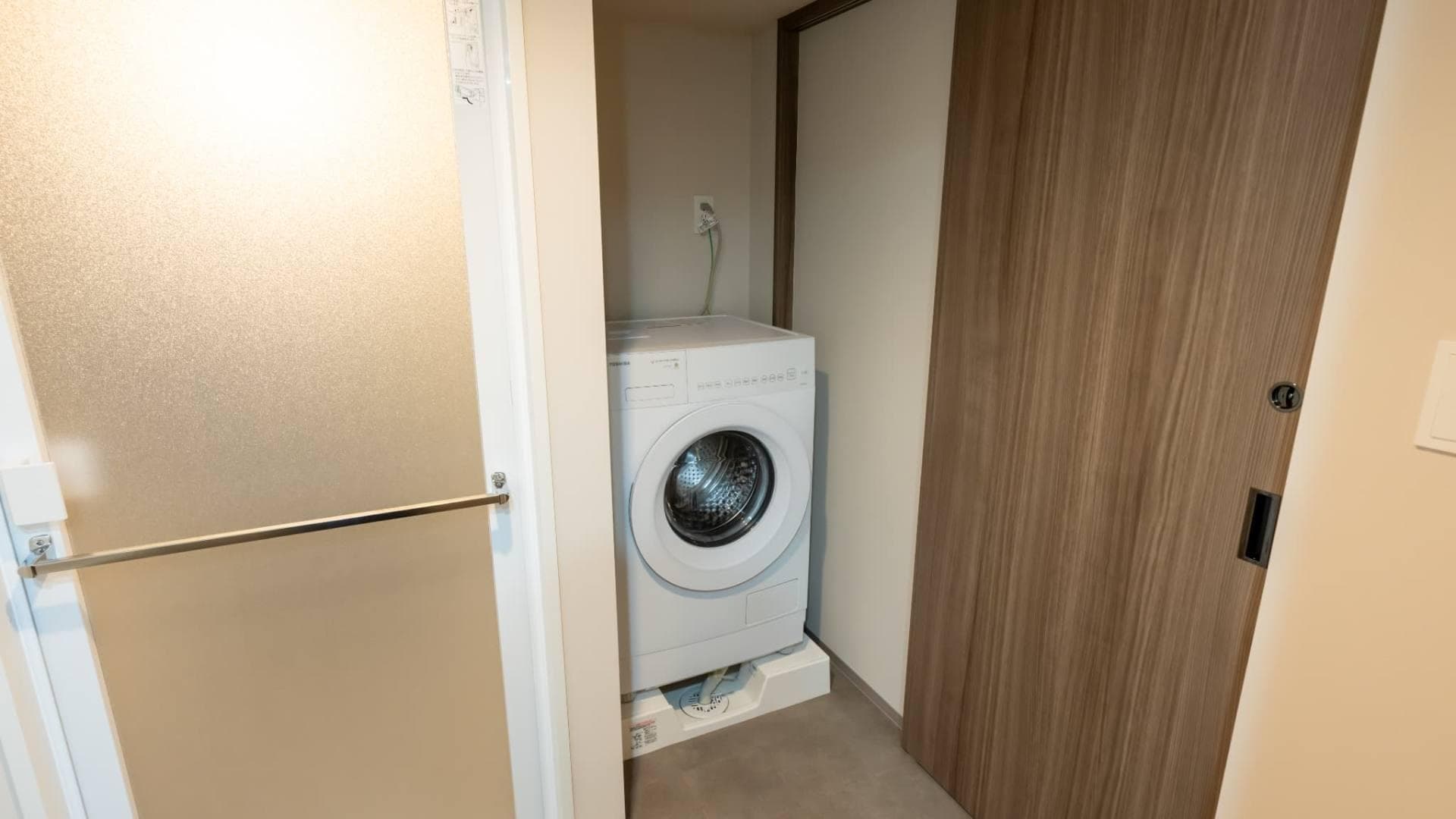 Room image 16