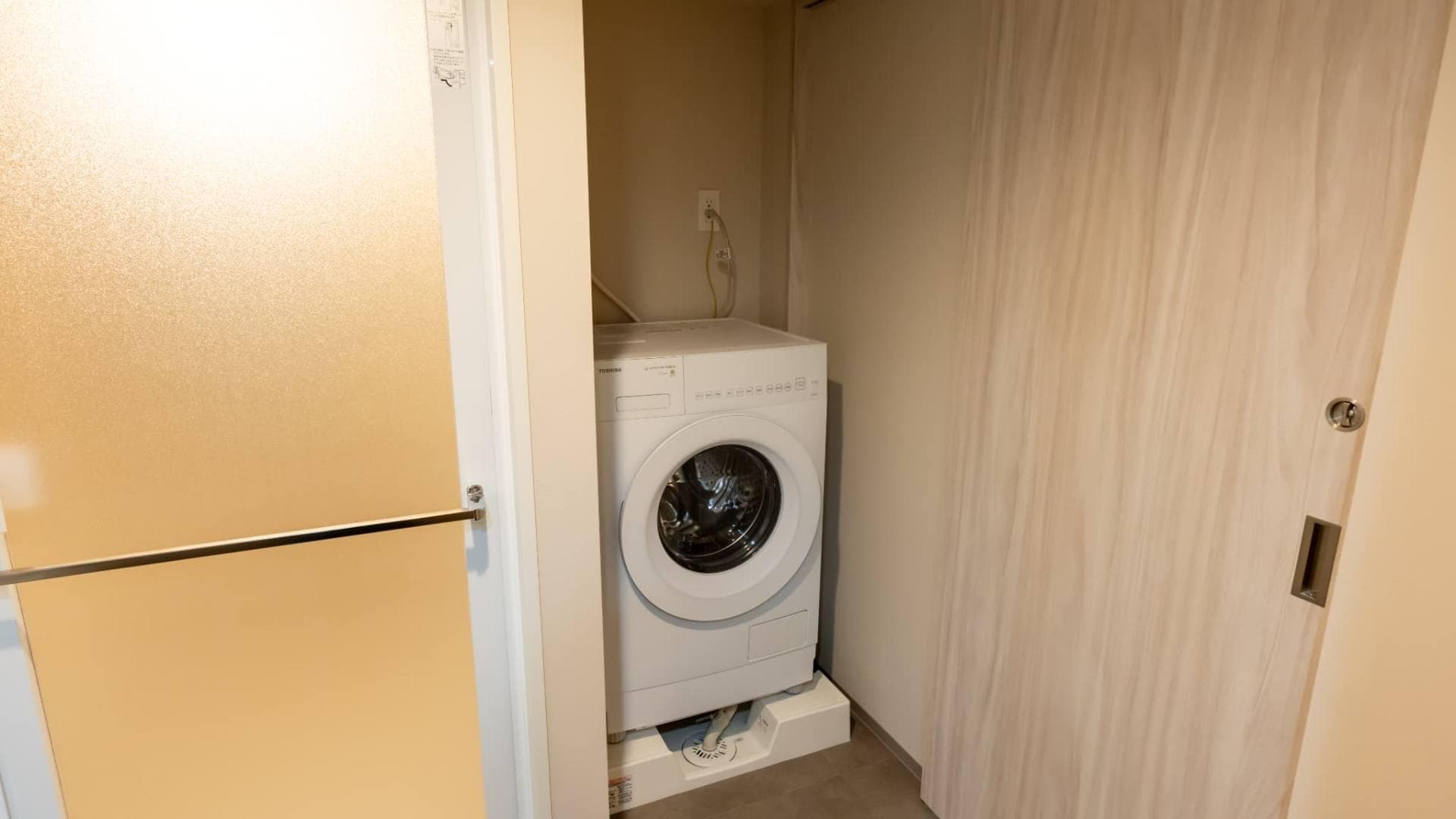Room image 16